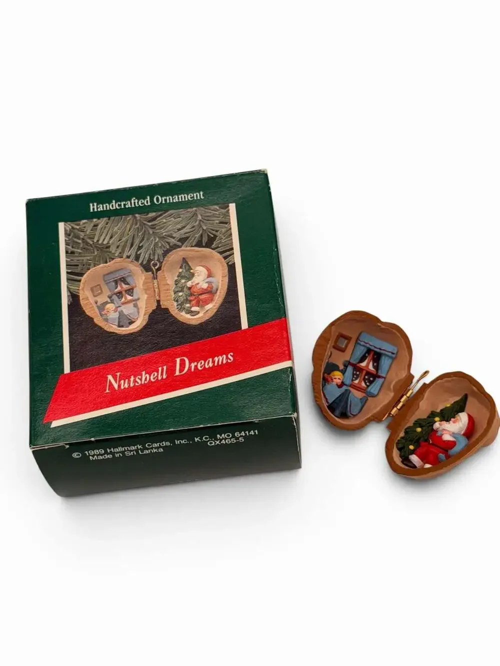 1989 Hallmark Keepsake Ornament Nutshell Dreams QX465-5